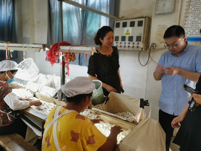 农夫方夏耘，安坐吾敢食——苏豪轻纺人奋斗在路上